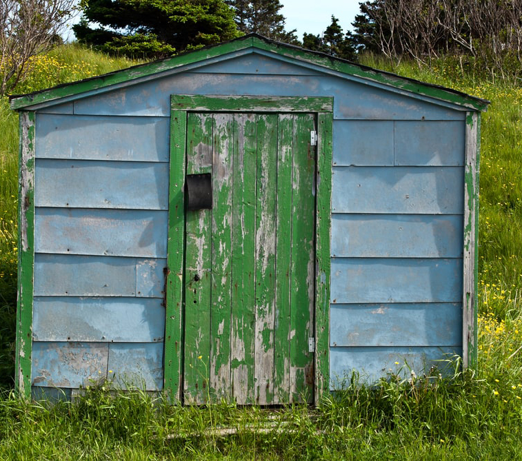 old-green-shed-757x669